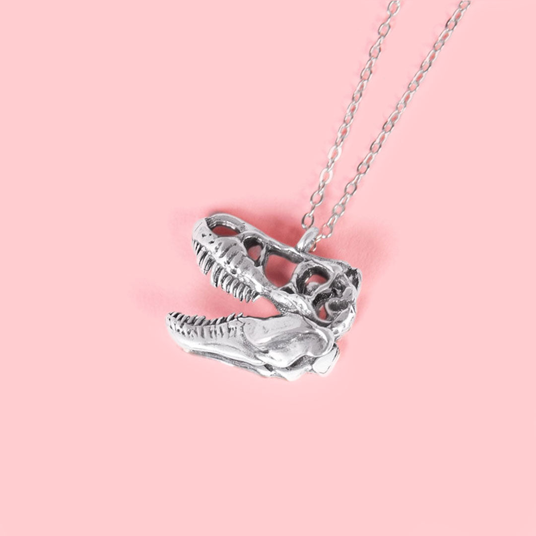 Dinosaur on sale skull necklace